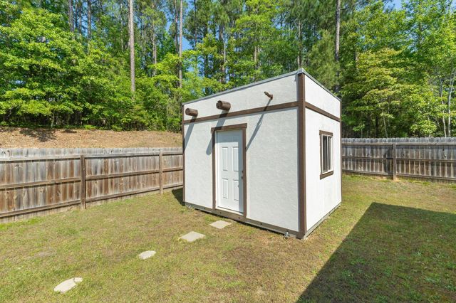 57 Greenleaf Dr., Hattiesburg, MS 39402