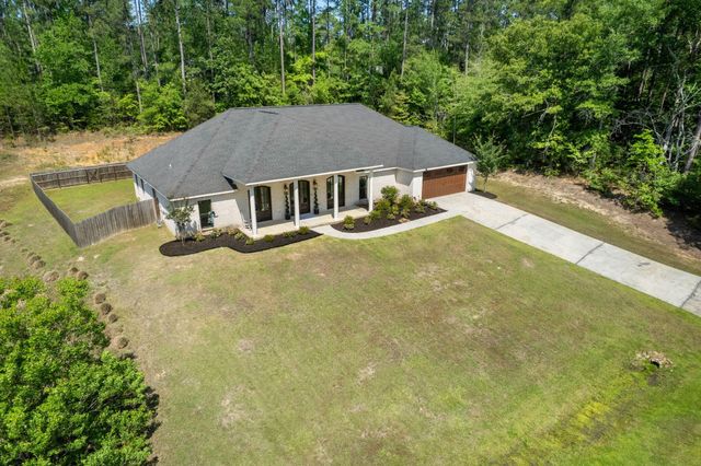 57 Greenleaf Dr., Hattiesburg, MS 39402