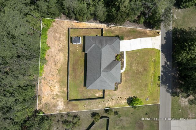 57 Greenleaf Dr., Hattiesburg, MS 39402