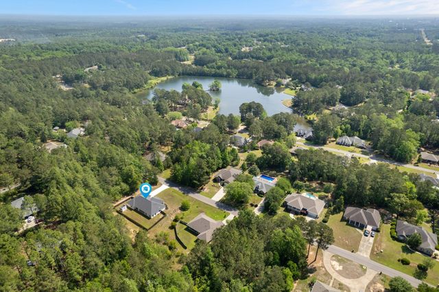 57 Greenleaf Dr., Hattiesburg, MS 39402