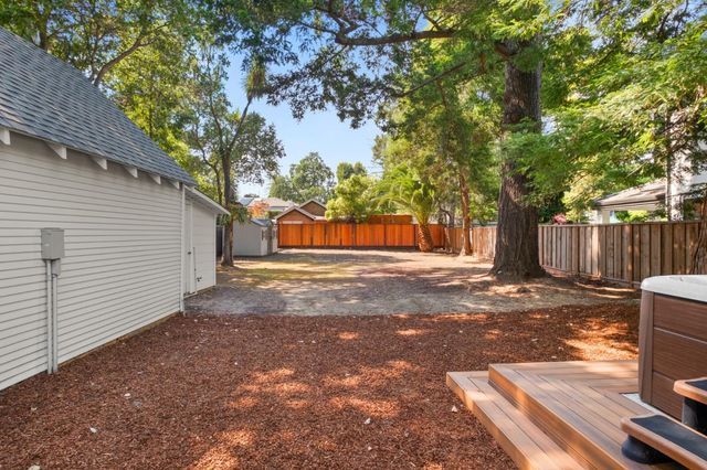 1740 Whipple Avenue, Redwood City, CA 94062