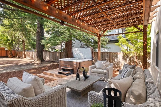 1740 Whipple Avenue, Redwood City, CA 94062