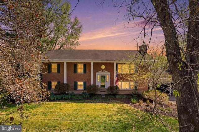 36929 BASSWOOD CT, Purcellville, VA 20132