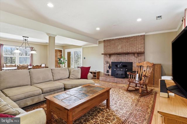 36929 BASSWOOD CT, Purcellville, VA 20132