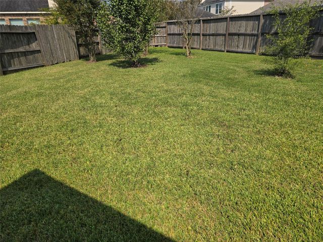 2414 Hidden Park Ct, Richmond, TX 77469