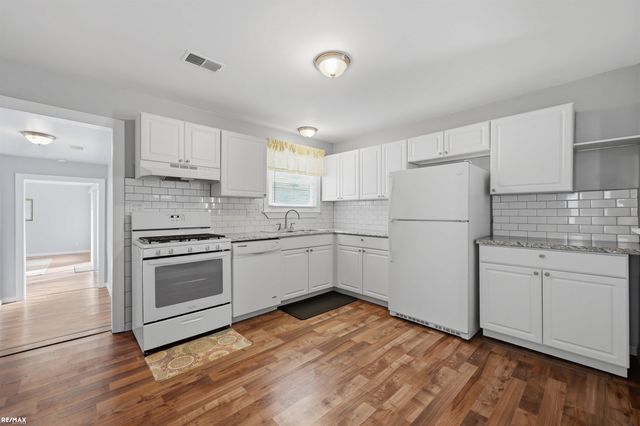 24971 Harrison Street, Harrison Twp, MI 48045