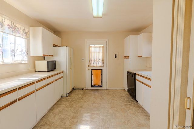 2525 S Hazel Court, Denver, CO 80219