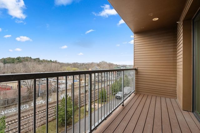 163 Hyde Park Ave 163B, Boston, MA 02130