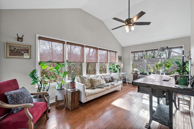 608 Idlewood Dr, Clarksville, TN 37043