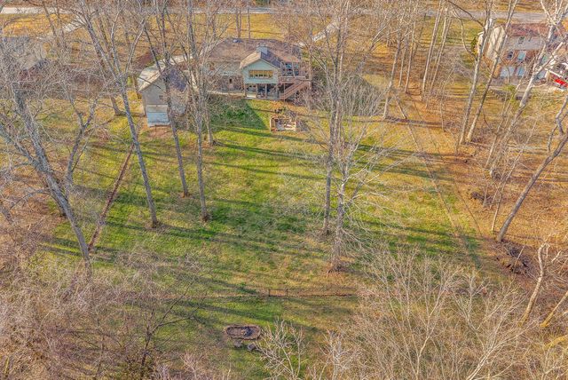 608 Idlewood Dr, Clarksville, TN 37043