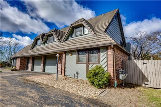 2711 W 24th Terrace, Lawrence, KS 66047