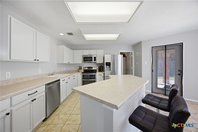 302 Fallen Leaf Lane, Temple, TX 76502