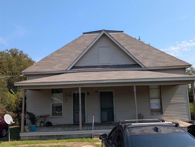 1028 S 11th Street, Arkadelphia, AR 71923