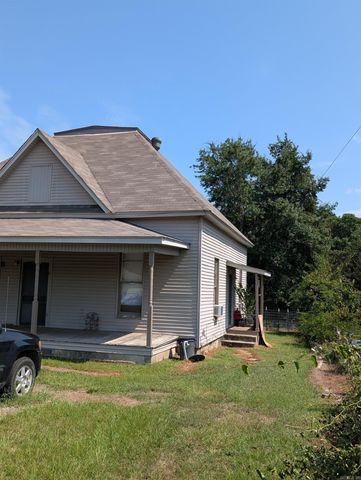 1028 S 11th Street, Arkadelphia, AR 71923