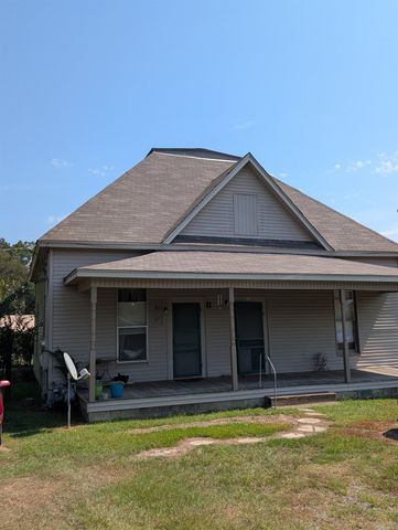 1028 S 11th Street, Arkadelphia, AR 71923