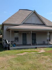 1028 S 11th Street, Arkadelphia, AR 71923