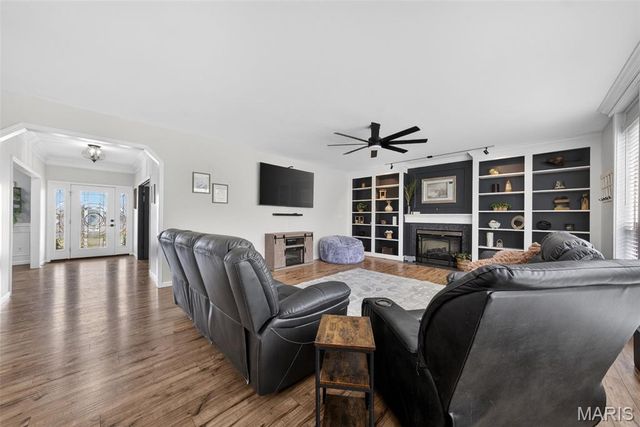 321 Red Wing Court, Troy, MO 63379