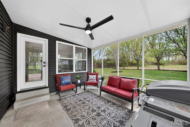 321 Red Wing Court, Troy, MO 63379