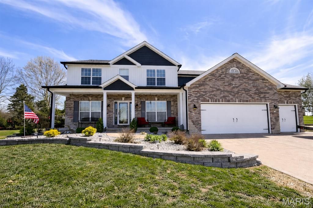 321 Red Wing Court, Troy, MO 63379