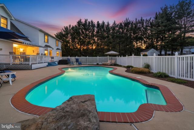 495 HATTIE DR, Hampstead, MD 21074