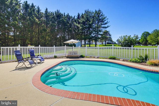 495 HATTIE DR, Hampstead, MD 21074