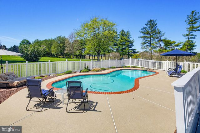 495 HATTIE DR, Hampstead, MD 21074