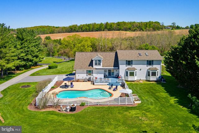 495 HATTIE DR, Hampstead, MD 21074