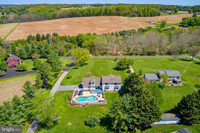 495 HATTIE DR, Hampstead, MD 21074