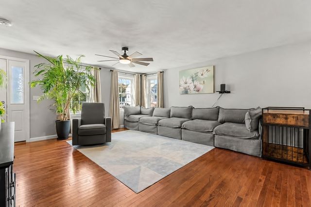 72 Hoover St, Taunton, MA 02780