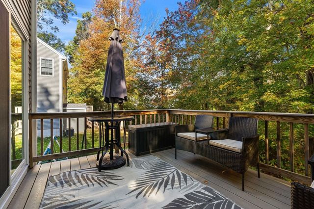 72 Hoover St, Taunton, MA 02780