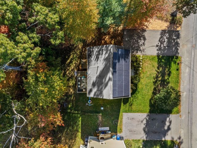 72 Hoover St, Taunton, MA 02780