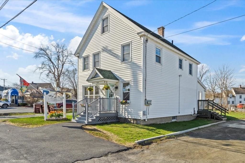 318 North Street, Bennington, VT 05201