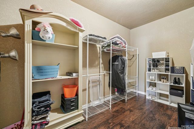 718 Ruidosa Downs, Helotes, TX 78023