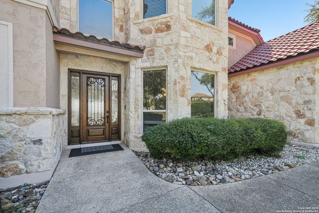 718 Ruidosa Downs, Helotes, TX 78023