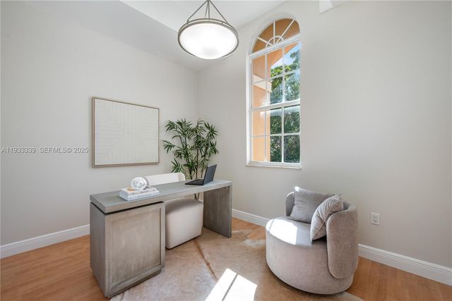 1511 Agua Ave, Coral Gables, FL 33156