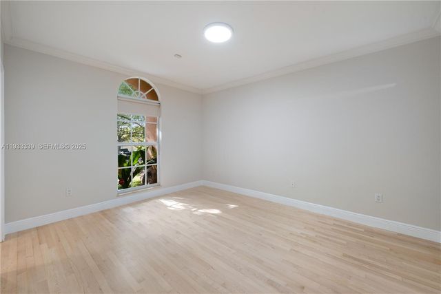 1511 Agua Ave, Coral Gables, FL 33156