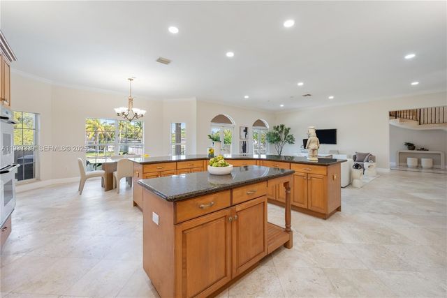 1511 Agua Ave, Coral Gables, FL 33156