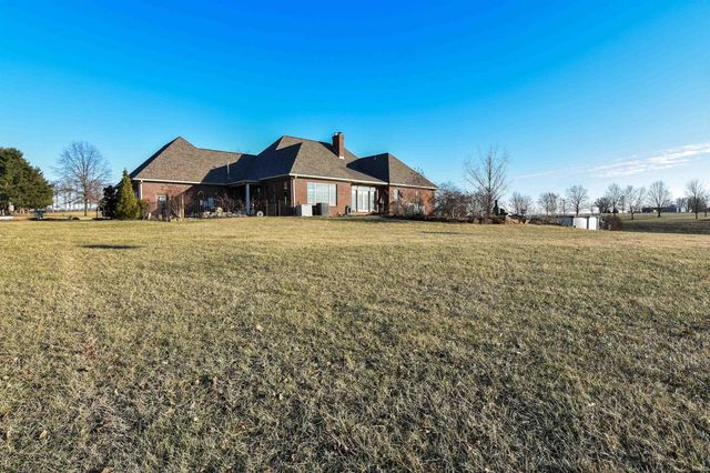 11039 S Owensville Road, Haubstadt, IN 47639