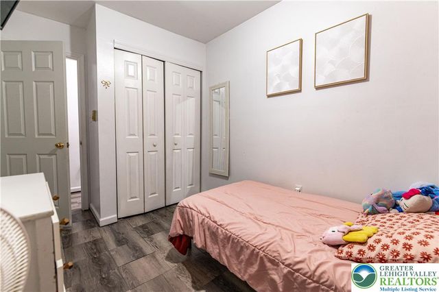 2949 Ithaca Street, Allentown City, PA 18103