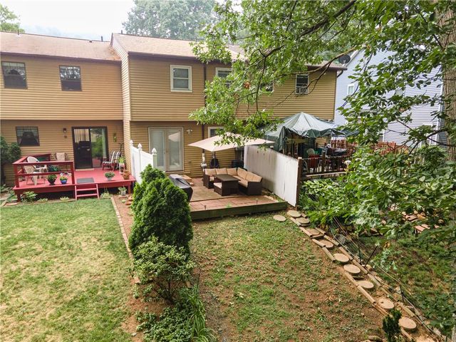 2949 Ithaca Street, Allentown City, PA 18103