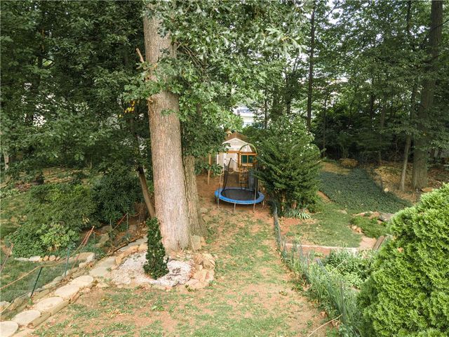 2949 Ithaca Street, Allentown City, PA 18103