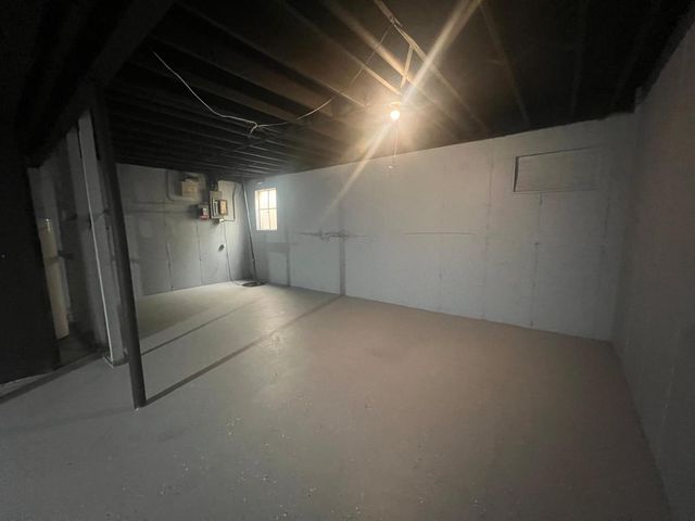 1333 Court O Avenue 4, Hanover Park, IL 60133