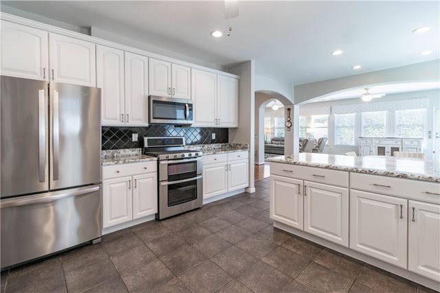 1192 Creek Cove, Hamilton Twp, OH 45039