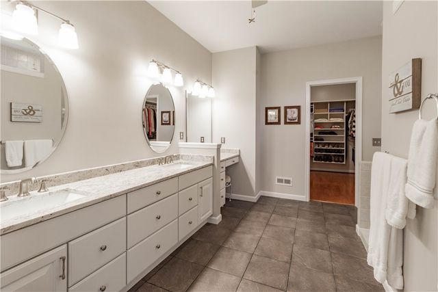 1192 Creek Cove, Hamilton Twp, OH 45039