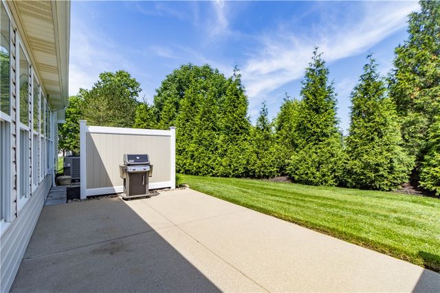 1192 Creek Cove, Hamilton Twp, OH 45039