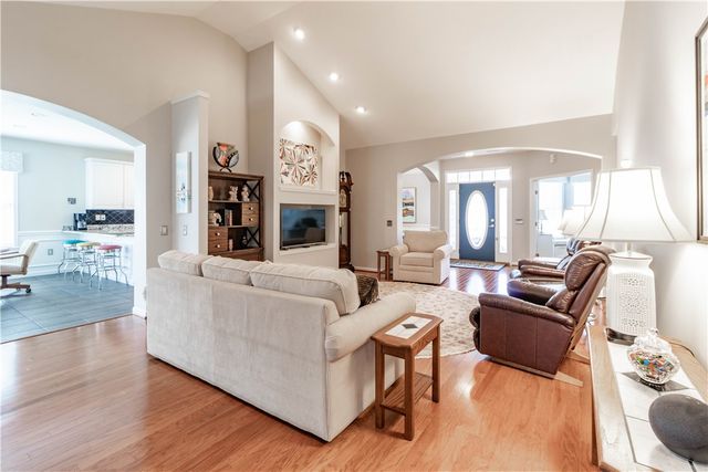 1192 Creek Cove, Hamilton Twp, OH 45039