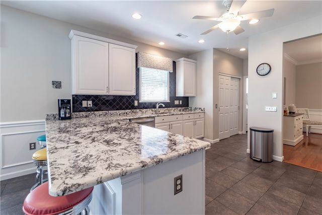 1192 Creek Cove, Hamilton Twp, OH 45039