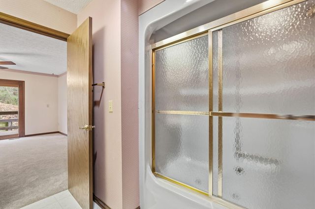 1445 Londondale, Newark, OH 43055