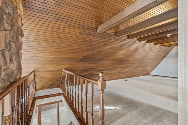 1445 Londondale, Newark, OH 43055