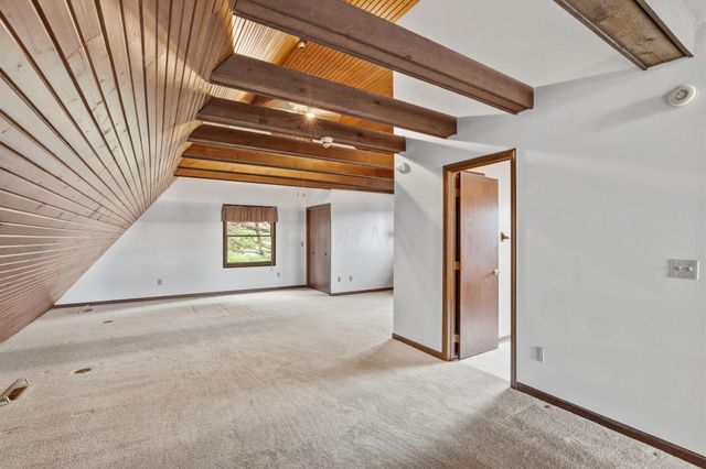 1445 Londondale, Newark, OH 43055